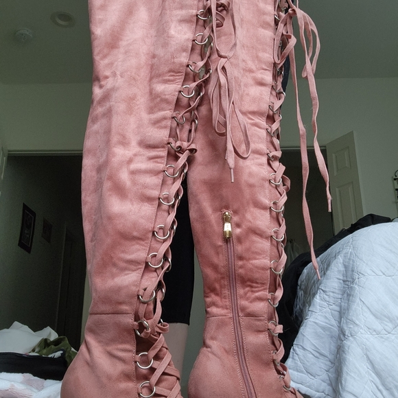NWOT Cape Robbin DollsKill Thigh High Boots - Picture 9 of 9